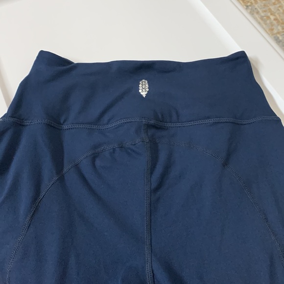 NWT FREE PEOPLE High-Rise Ankle Breathe Deeper Leggings - Picture 4 of 12